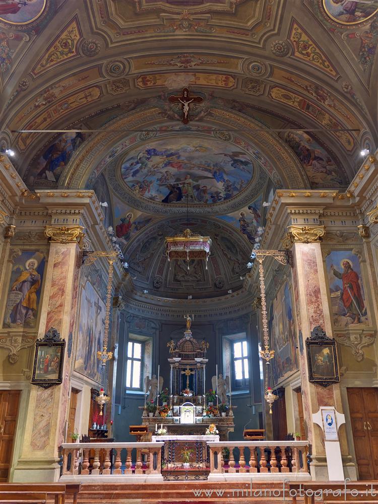 Meda (Monza e Brianza) - Parete di fondo del Santuario del Santo Crocifisso
